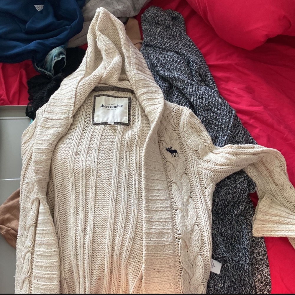 Abercrombie Cardigan